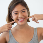 Memutihkan Gigi dengan Lebih Mudah, Coba Foam Ajaib Ini!