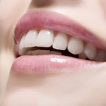 Moeloet Whitening Foam: Inovasi Terbaru dalam Perawatan Gigi Putih