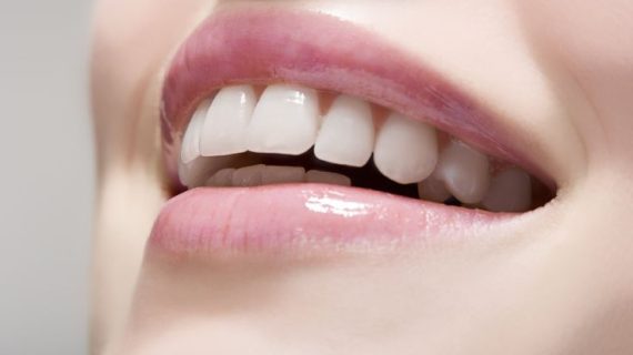 Moeloet Whitening Foam: Inovasi Terbaru dalam Perawatan Gigi Putih