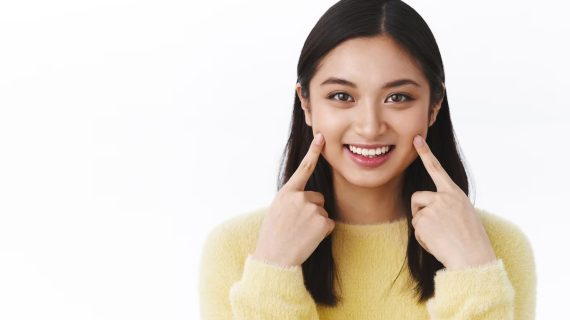 Pemutihan Gigi dengan Teknik Oil Pulling: Panduan Praktis dan Manfaatnya