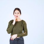 Mengenal Faktor Penyebab Gigi Sensitif dan Cara Mengatasinya